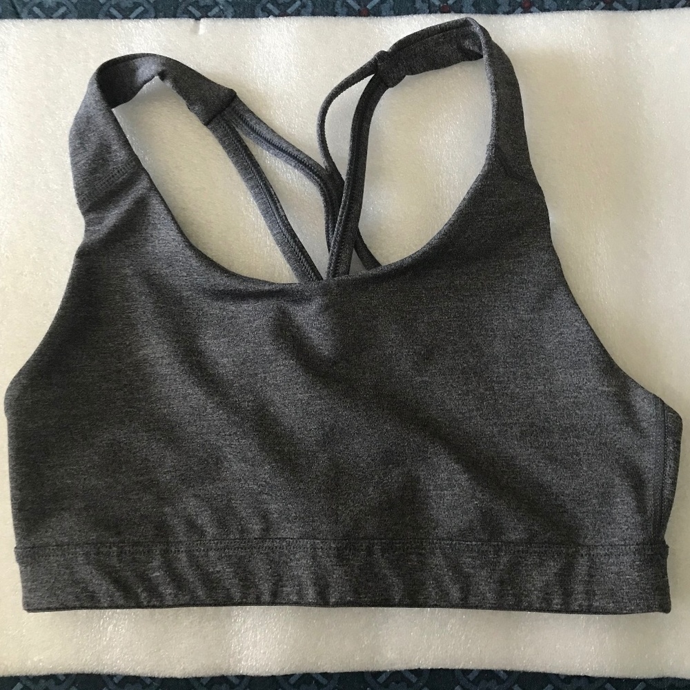 Old Navy Active Go-Dry Gray Sports Bra Size S